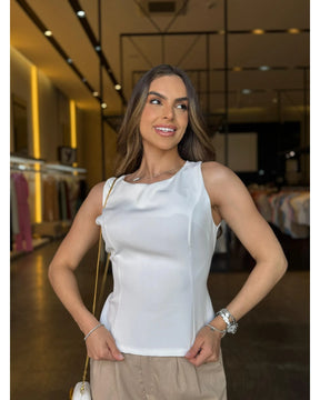 Blusa Alfaiataria Decote Costa