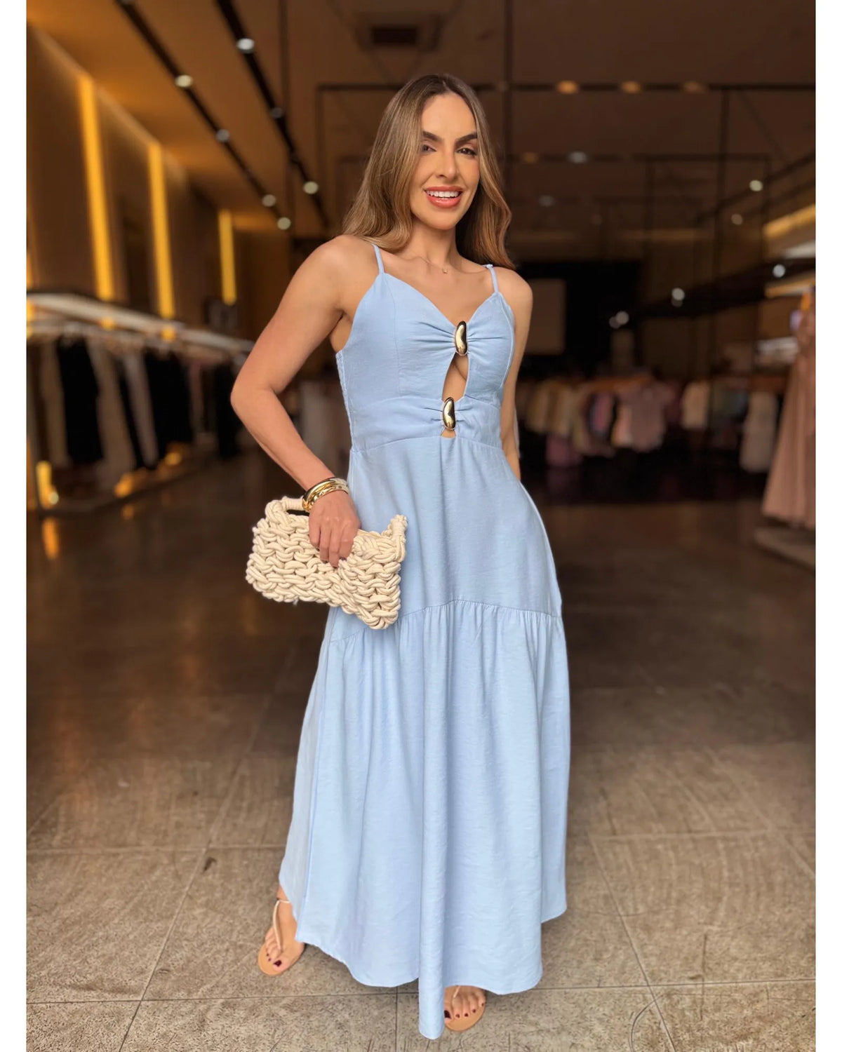 Vestido Longo Detalhe Fivela