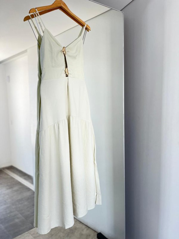 Vestido Longo Detalhe Fivela