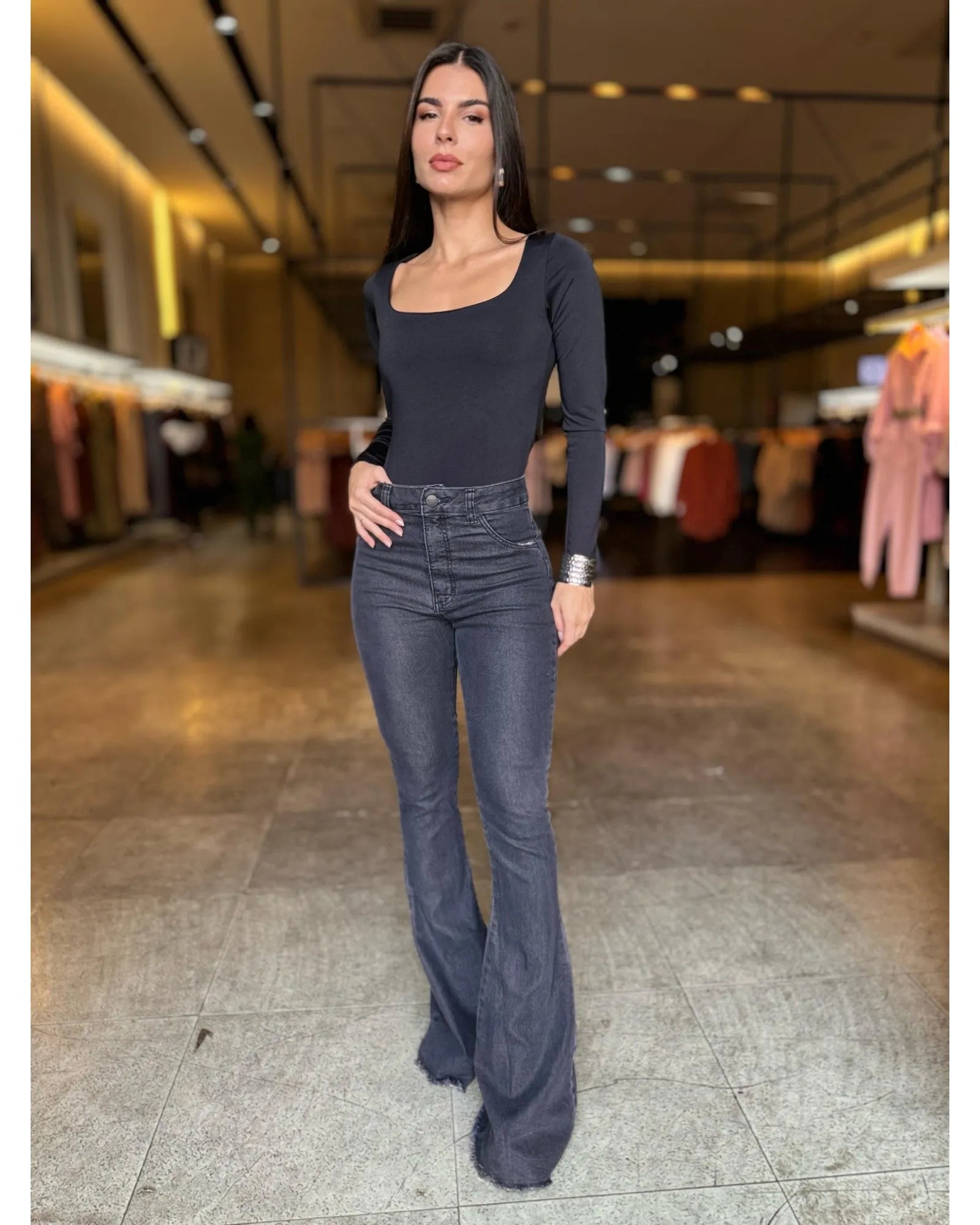 Calça Jeans Flare - LANÇAMENTO