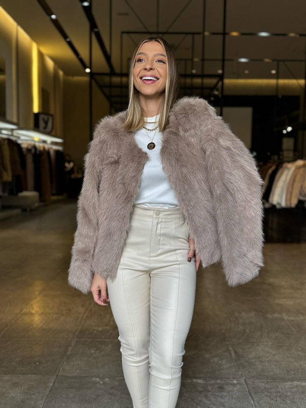 Calça Skinny Resinada Renata - LANÇAMENTO