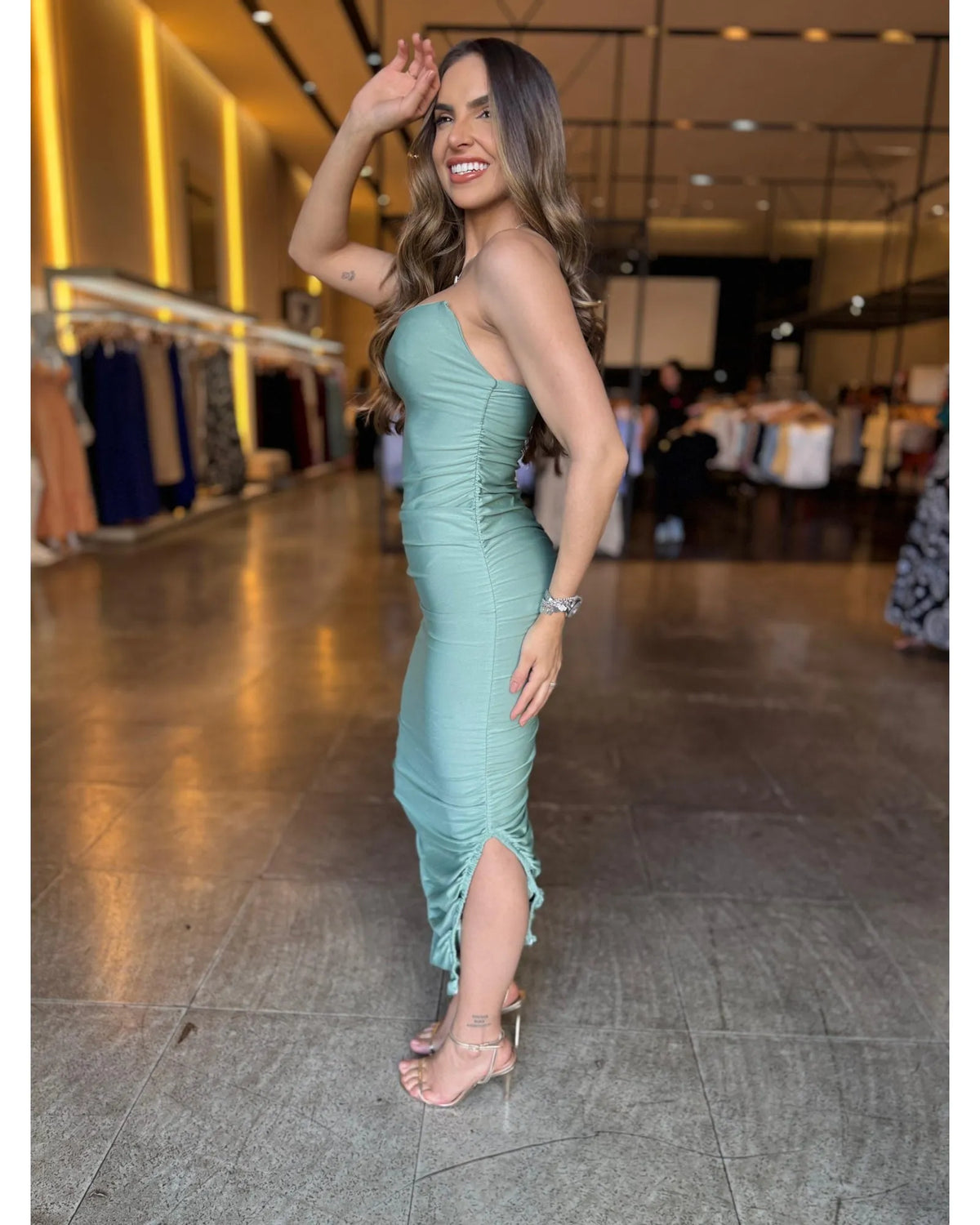 Vestido Mid Dani - LANÇAMENTO