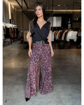 Calça Pantalona Animal Print - LANÇAMENTO