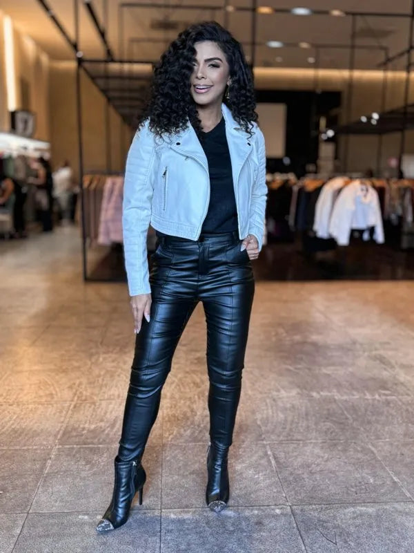 2c717de6-6cfa-4fcf-a21d-5b34969a3819_600x800_fill_ffffff