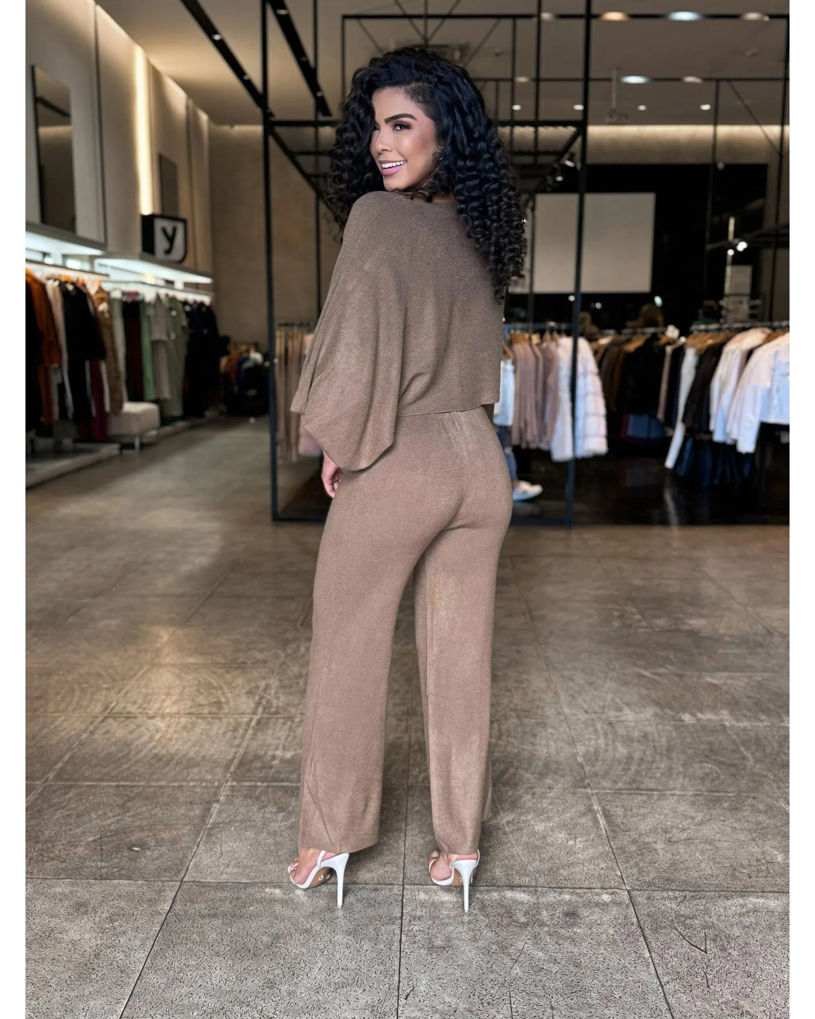 34ebfe50-3fa5-44b1-a515-1d03a0356528_1600x2000_fill_ffffff