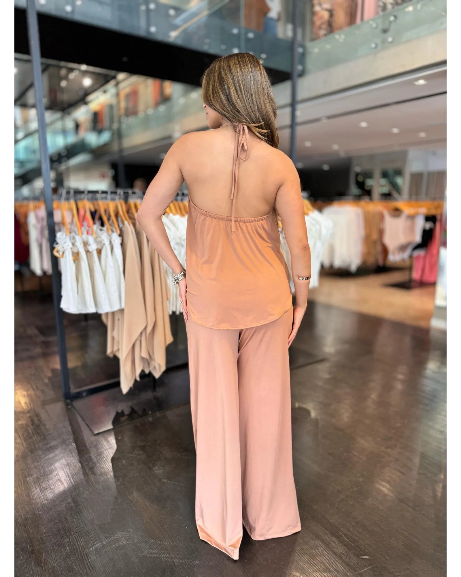 38fab3ac-e44f-4d64-9f4f-284bab0eca7e_1600x2000_fill_ffffff