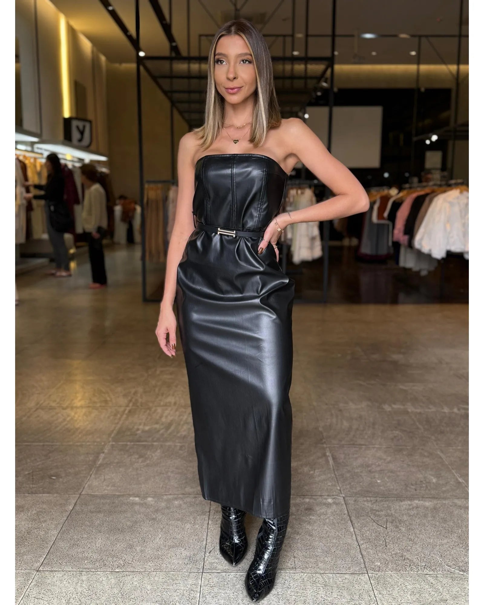 8d229d66-f225-4c77-8c09-060a6926f48e_1600x2000_fill_ffffff