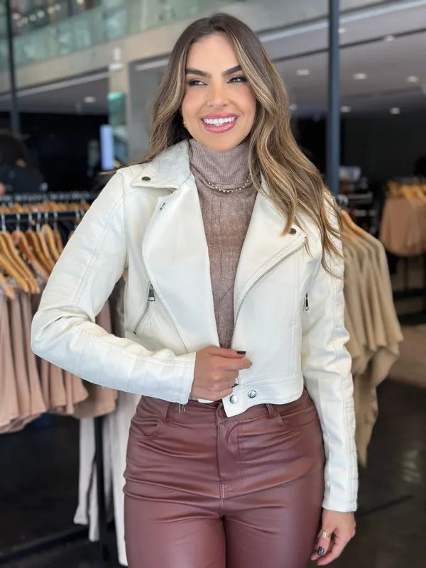 e8ca70d2-7397-4dc4-9d0d-5f42e23ae624_600x800_fill_ffffff