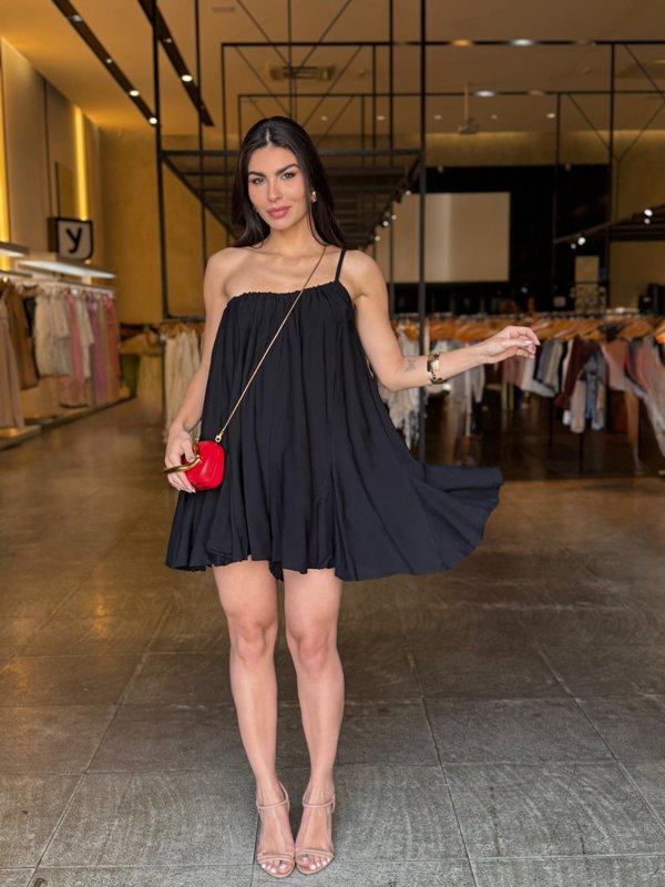 preto_73392254-984a-48d2-8f4c-04a6439933df